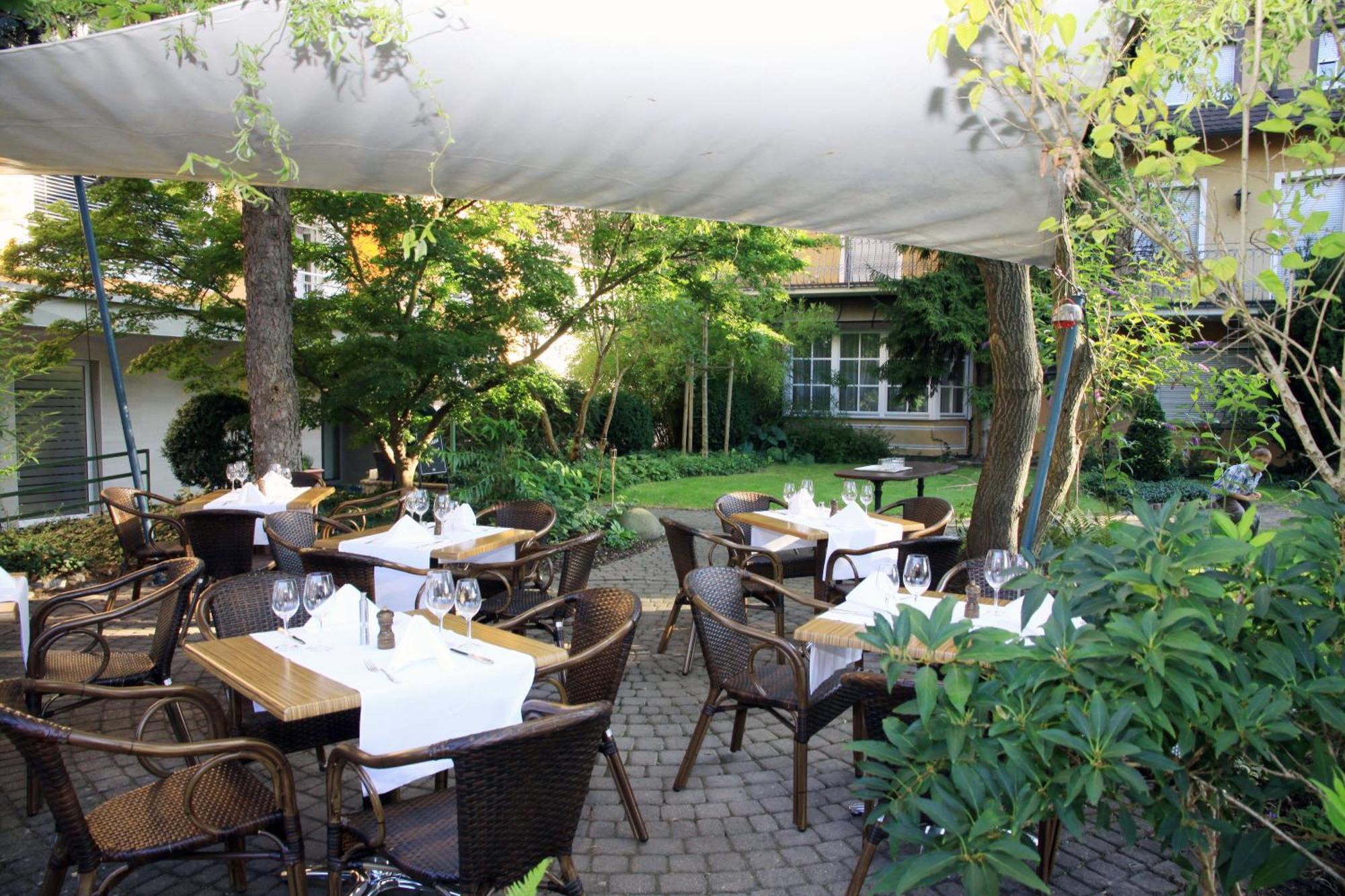 Ringhotel Zum Goldenen Ochsen Stockach Exterior photo